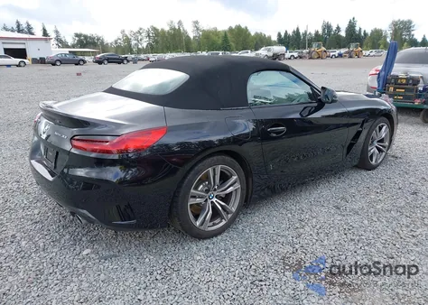 2019 BMW Z4 Sdrive30I z USA, uszkodzony, nr VIN WBAHF3C57KWW45753